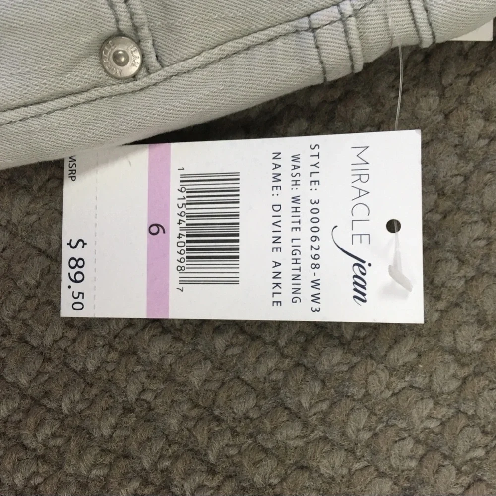 Women's Light Gray Floral Jeans